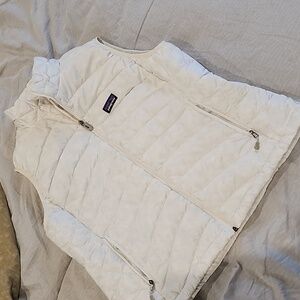 Patagonia Women's Ivory Puffer Vest